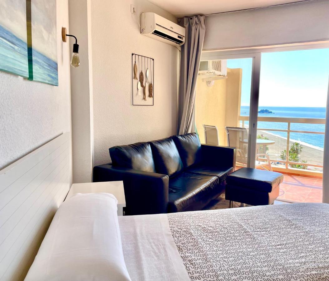 Apartahotel Chinasol Con Parking Y Desayuno Almuñécar Kültér fotó