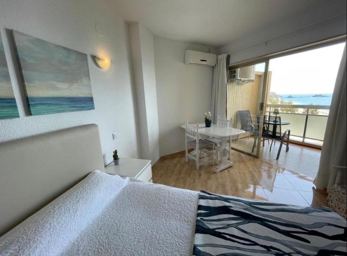 Apartahotel Chinasol Con Parking Y Desayuno Almuñécar Kültér fotó