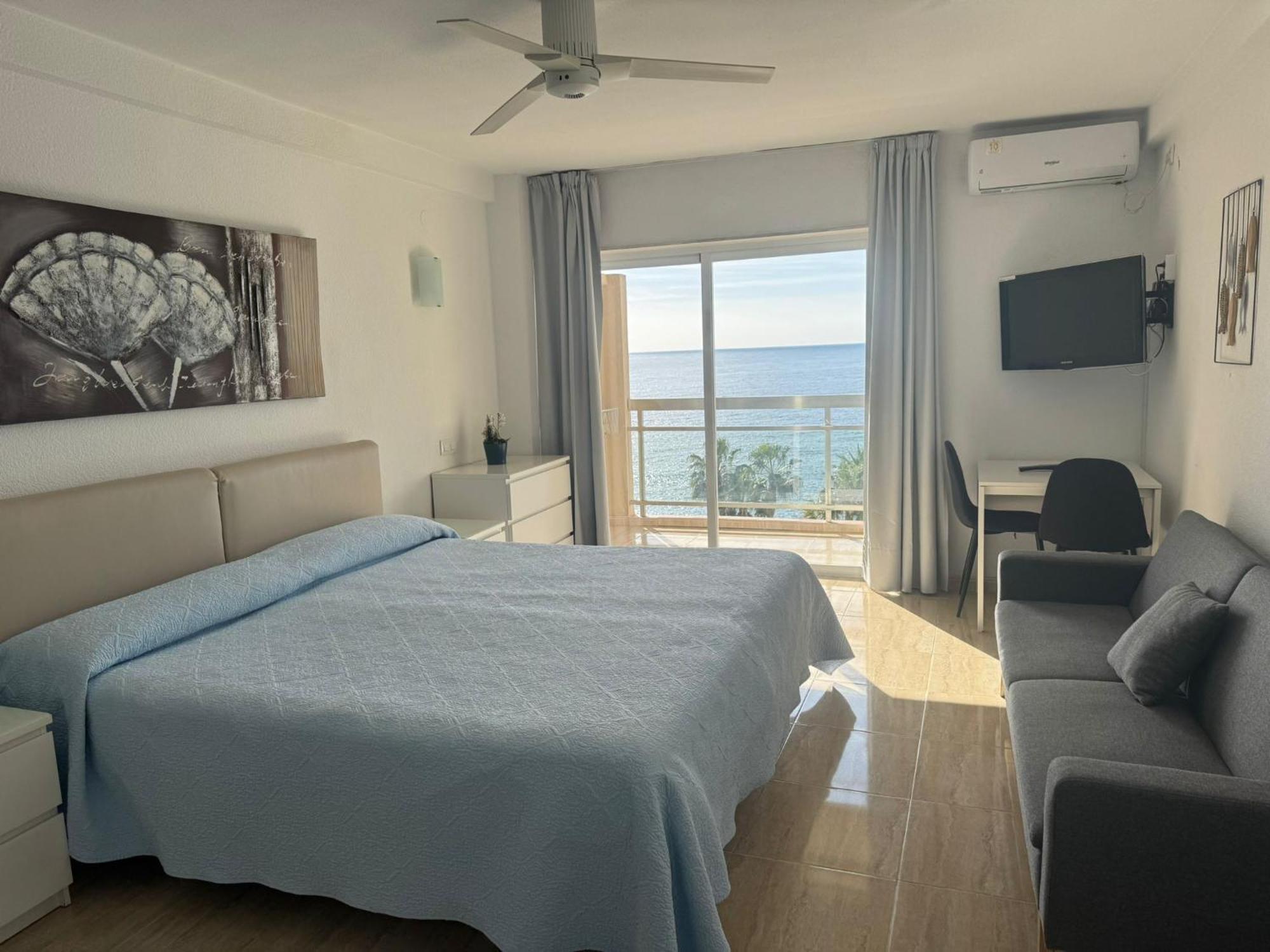 Apartahotel Chinasol Con Parking Y Desayuno Almuñécar Kültér fotó